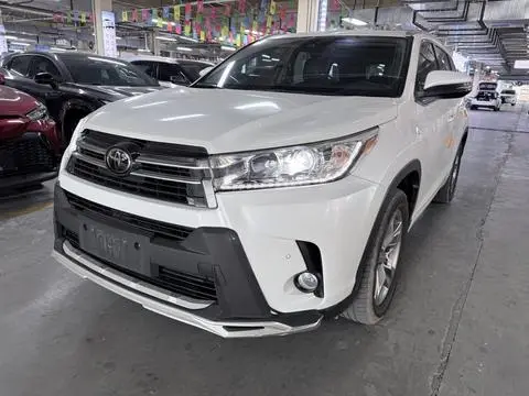 Toyota Highlander 2021