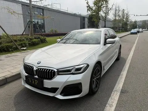 BMW 5 Series 2021 — фото 1