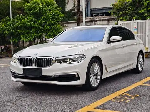 BMW 5 Series 2020 — фото 1
