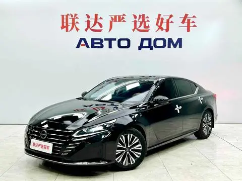 Nissan Teana 2022
