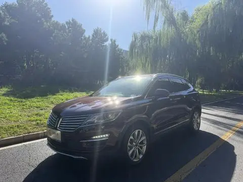 Lincoln MKC 2017