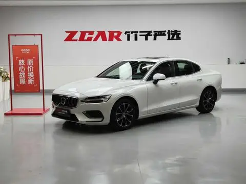 Volvo S60 2022