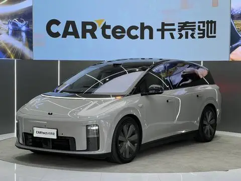 Li i8 2025