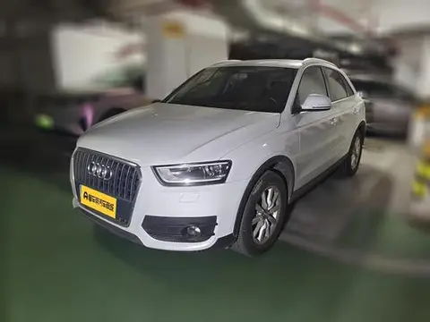 Audi Q3 2015