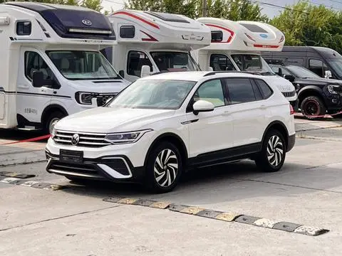 Volkswagen Tiguan L 2022