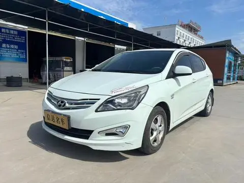 Hyundai Reina 2014