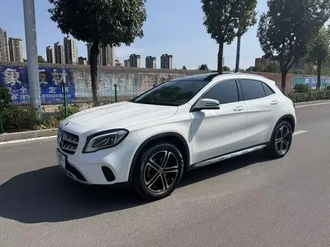 Mercedes-Benz GLA 2018 — фото 1
