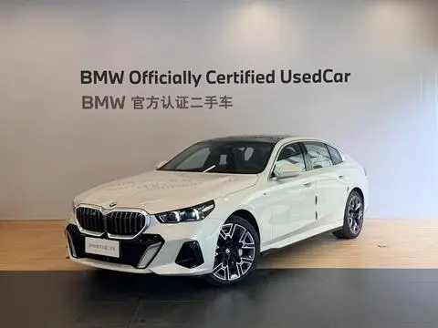 BMW 5 Series 2025