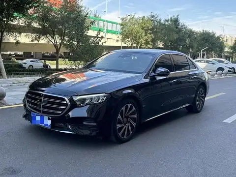 Mercedes-Benz E-Class 2024