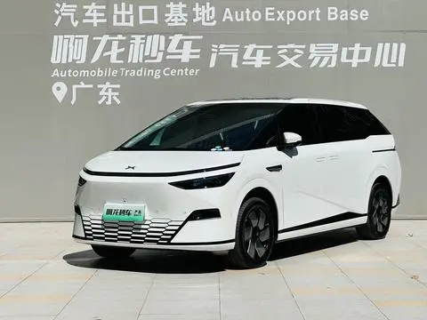 XPeng 小鹏X9 2024