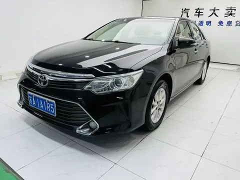 Toyota Camry 2015