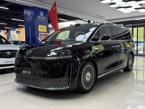 Luxeed V9 2026