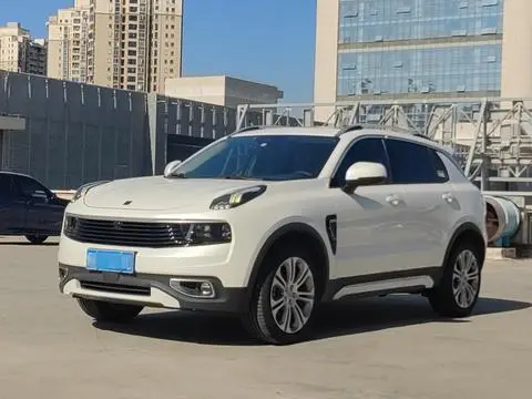 Lynk & Co 01 2019