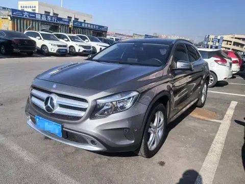 Mercedes-Benz GLA 2016