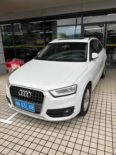 Audi Q3 2015 — фото 1