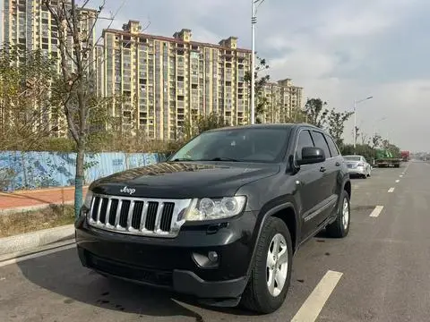 Jeep 大切诺基 2012