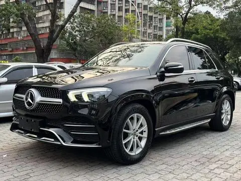 Mercedes-Benz GLE 2020 — фото 1