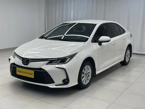 Toyota Corolla 2019 — фото 1
