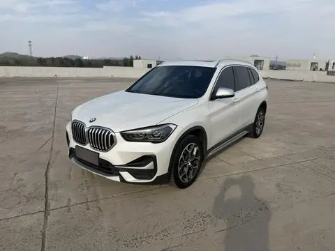 BMW X1 2021 — фото 1
