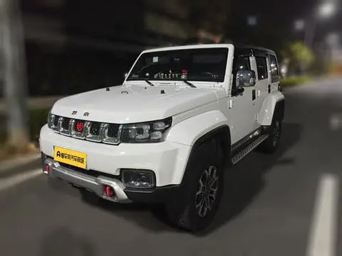 BAIC BJ40 2024