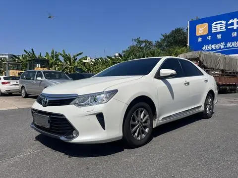 Toyota Camry 2016