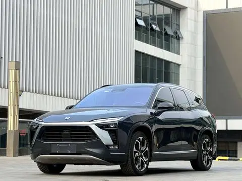 NIO ES8 2022