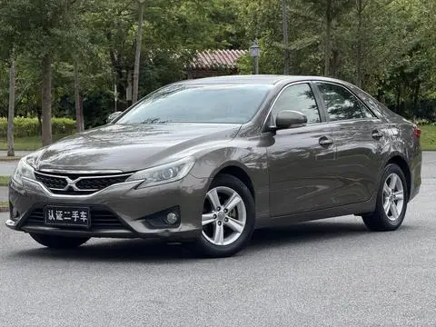 Toyota Reiz 2013