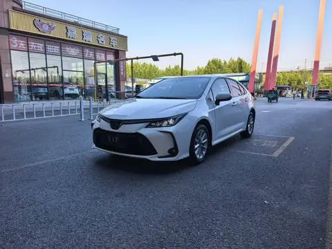 Toyota Corolla 2019 — фото 1