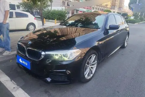 BMW 5 Series 2019 — фото 1