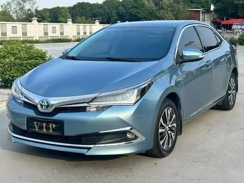 Toyota Corolla 2017 — фото 1