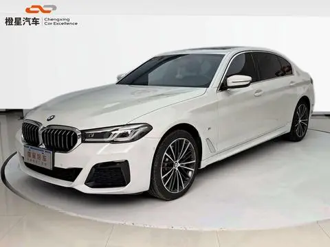 BMW 5 Series 2022 — фото 1
