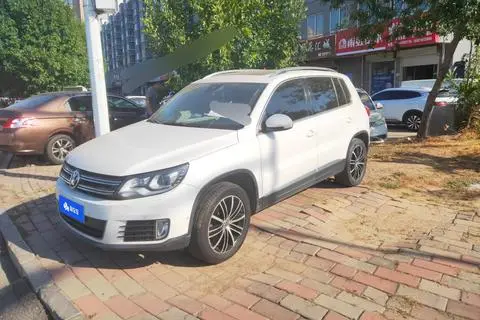Volkswagen Tiguan 2015