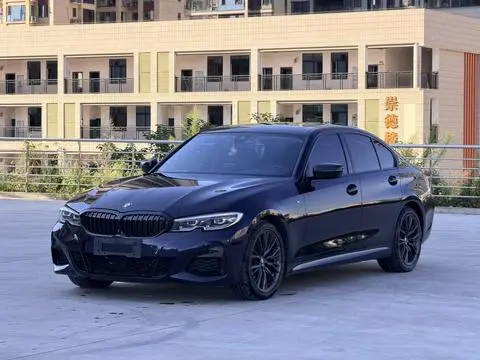 BMW 3 Series 2021 — фото 1