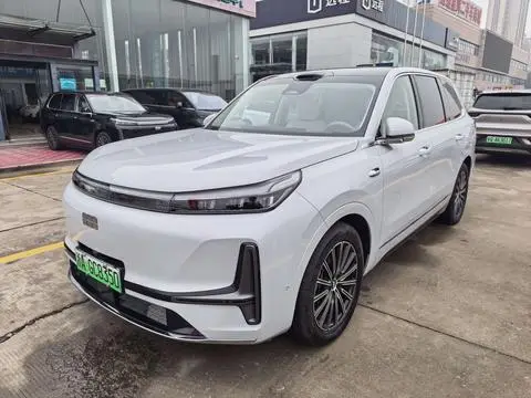 Geely M9 2025
