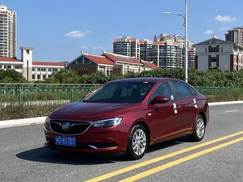 Buick Excelle GT 2021 — фото 1