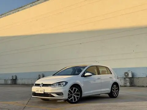 Volkswagen Golf 2018 — фото 1
