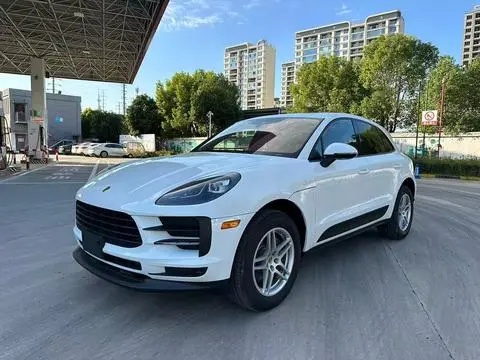 Porsche Macan 2021 — фото 1