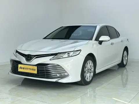 Toyota Camry 2019
