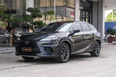 Lexus RX 2023 — фото 1