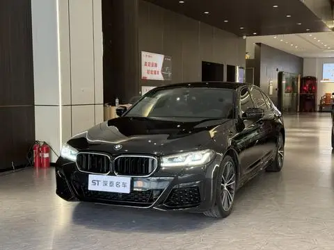 BMW 5 Series 2021 — фото 1