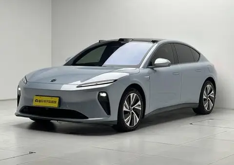 NIO ET5 2022