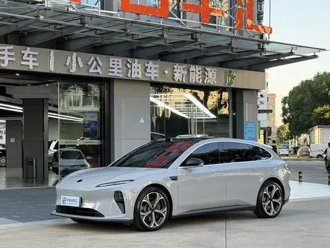 NIO ET5T 2024