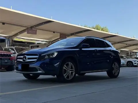 Mercedes-Benz GLA 2016