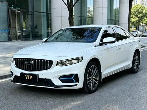 Geely Preface 2023 — фото 1