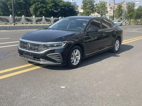 Volkswagen Passat 2022
