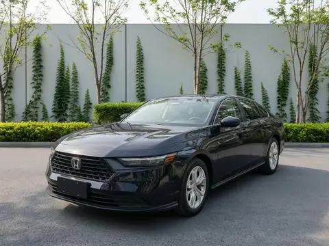 Honda Accord 2023 — фото 1