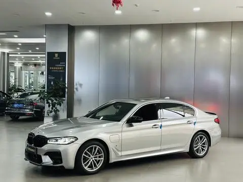 BMW 5 Series PHEV 2021