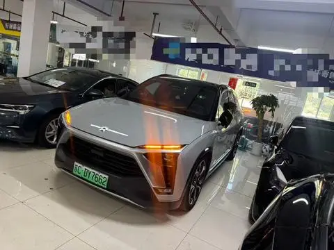NIO ES8 2020