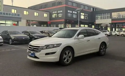 Honda 歌诗图 2012 — фото 1
