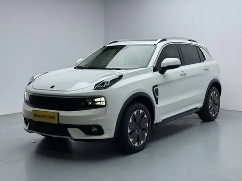 Lynk & Co 01 EM-P 2018